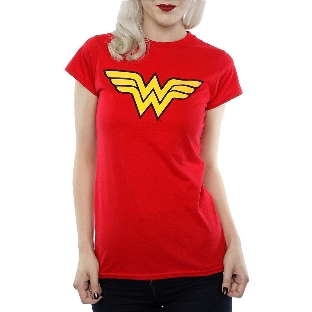 DC Comics Original Wonder Woman Short Sleeve Graphic T-Shirt in Red Size Medium